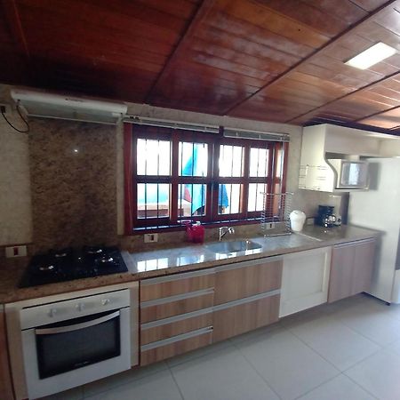 Moreira Casa Com Churrasqueira E Ar-Condicionado ウバトゥバ エクステリア 写真