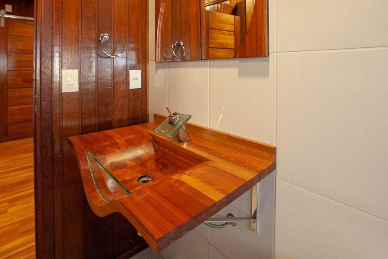 Moreira Casa Com Churrasqueira E Ar-Condicionado ウバトゥバ エクステリア 写真