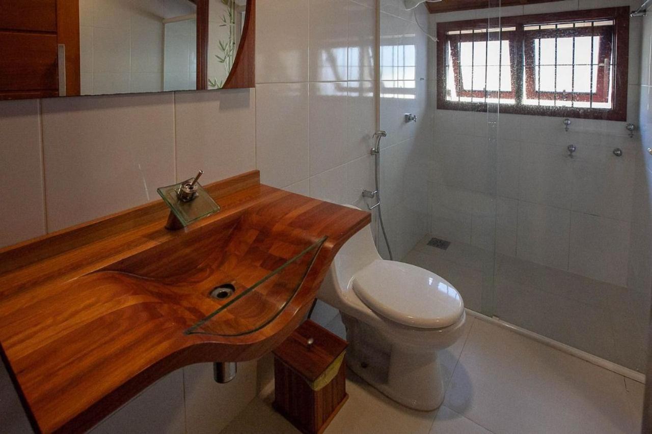 Moreira Casa Com Churrasqueira E Ar-Condicionado ウバトゥバ エクステリア 写真