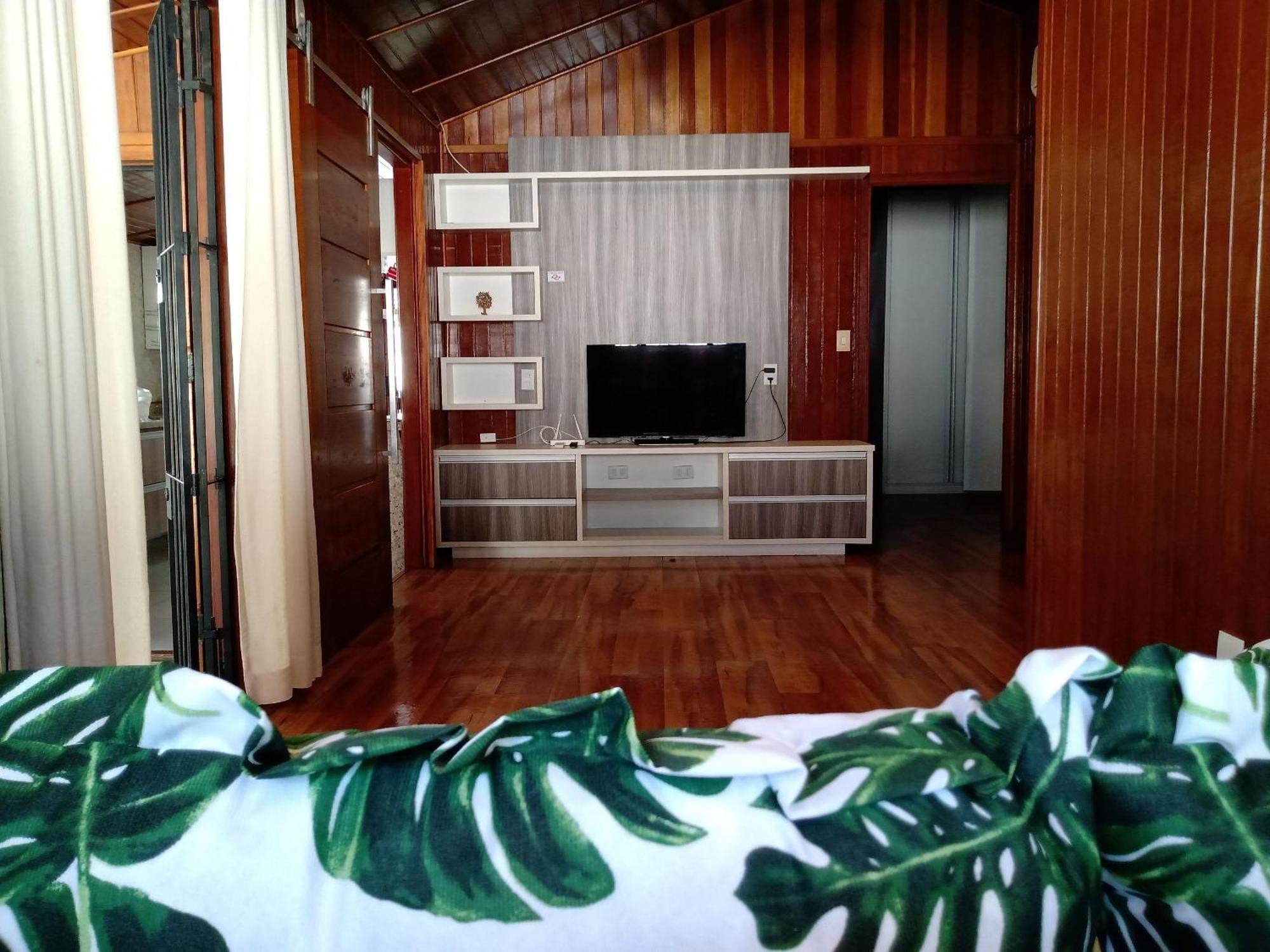 Moreira Casa Com Churrasqueira E Ar-Condicionado ウバトゥバ エクステリア 写真